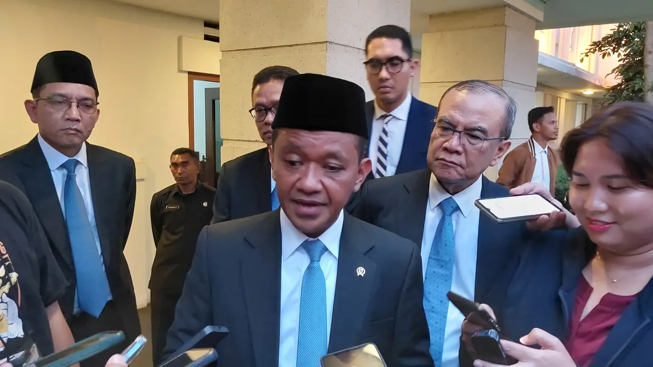 Menteri Energi dan Sumber Daya Mineral (ESDM) Bahlil Lahadalia melantik sejumlah pejabat di Kementerian ESDM