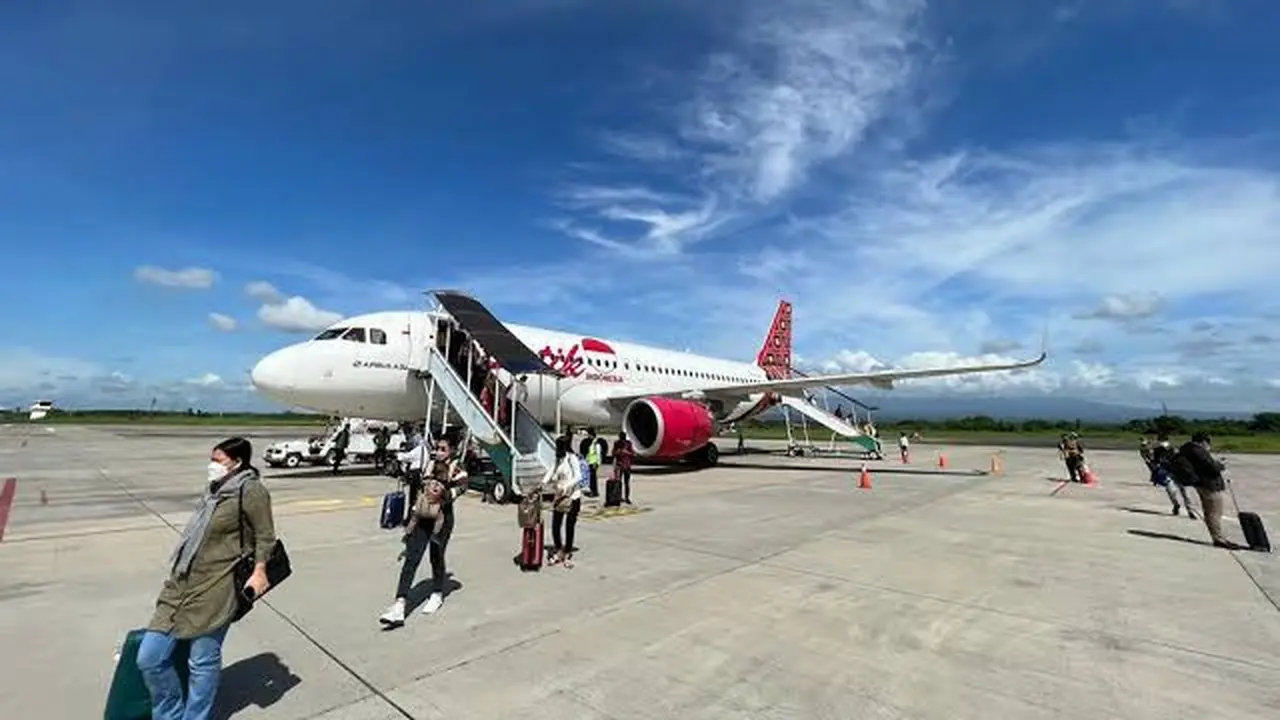 Akitivitas Penerbangan di Bandara Banyuwangi. (Istimewa)