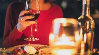 Ilustasri pasangan yang sedang romantic dinner (Foto/Sumber: Elina Sazonova)
