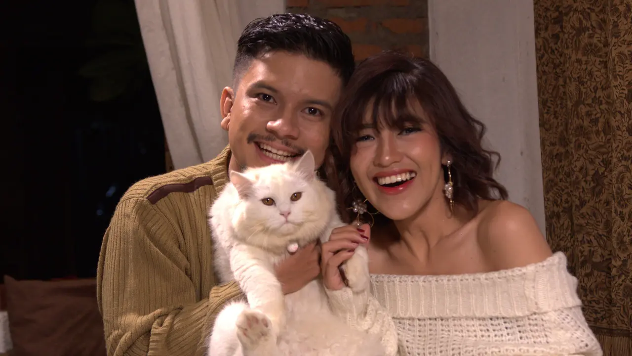 couple desember hubungan harmonis