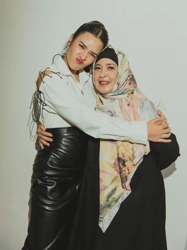 Raisa dan Ibu