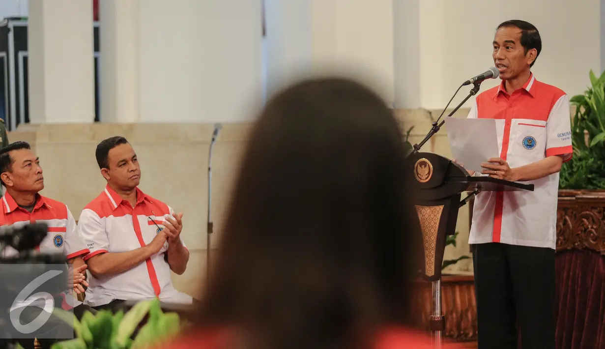 Presiden Joko Widodo memberikan kata sambutan saat peringatan Hari Anti Narkoba Internasional di Istana Negara, Jumat (26/6/2015). Peringatan Hari Anti-Narkoba Internasional bertema “Kecanduan dapat dicegah dan disembuhkan”. (Liputan6.com/Faizal Fanani)