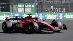 Scuderia Ferrari bersinar di Kualifikasi F1 GP Meksiko 2023. Dua drivernya menjadi yang terdepan, dengan Charles Leclerc merebut pole position. (AP Photo/Fernando Llano)