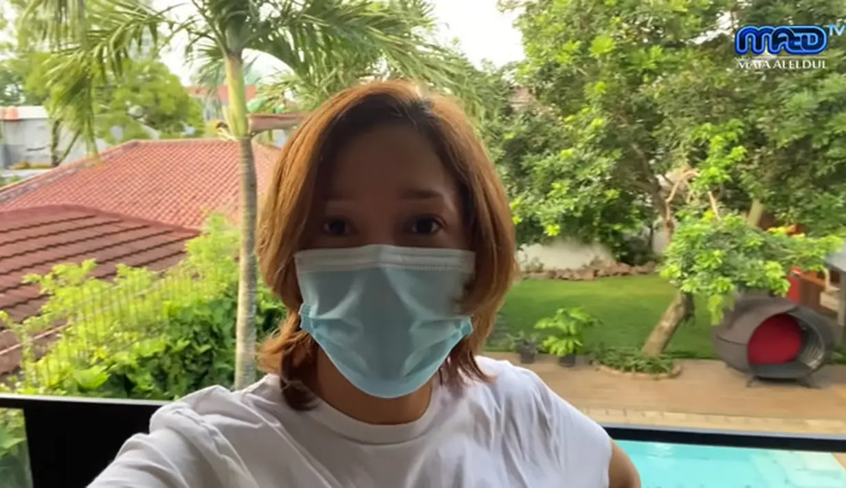 "Ternyata virus Covid-19 nya dalam 1x24 jam sudah mati dari tubuhku. Bisa gitu, ya? Aku sampai, 'wow, cepat sekali" kata Maia. (Youtube/MAIA ALELDUL TV)