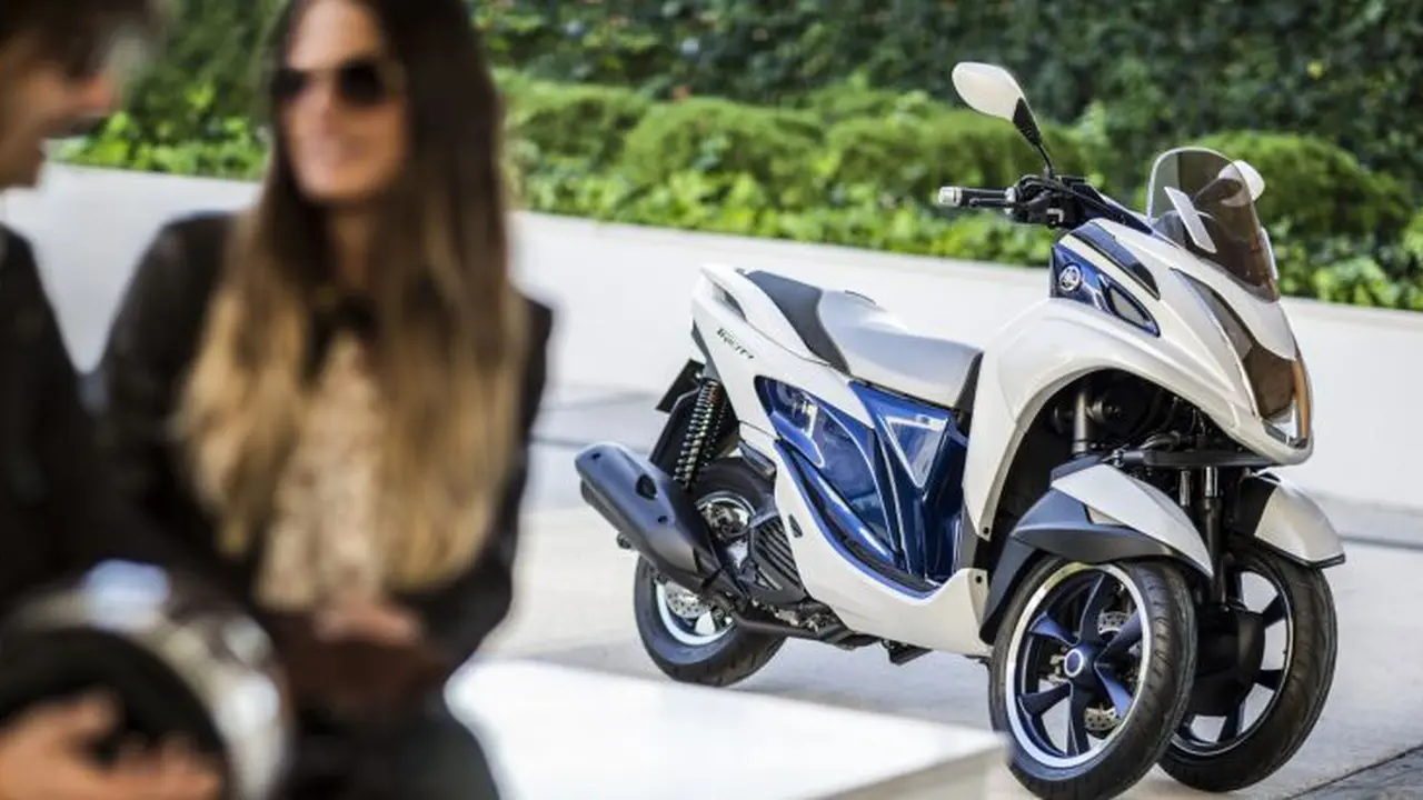 Yamah Tricity, motor tiga roda dari si Tiga Garpu Tala