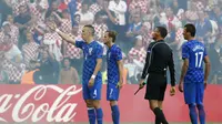 Ulah Suporter Kroasia Bikin Rakitic dan Perisic Geram