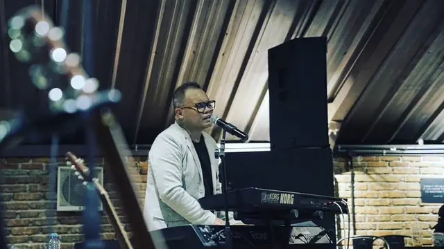 Potret Badai Eks Kerispatih Saat di Atas Panggung, Siap Gelar Konser Tunggal