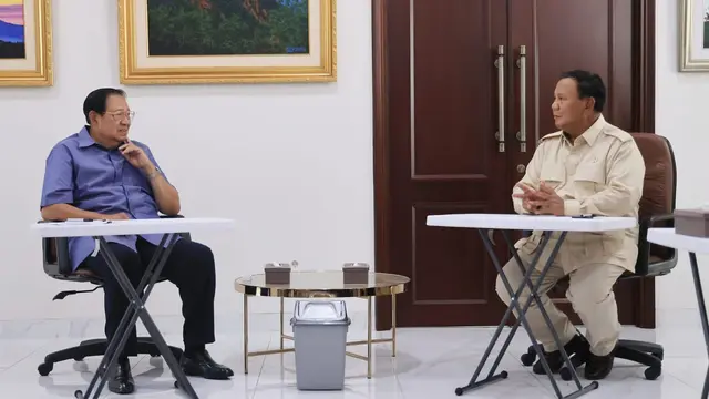 Prabowo Subianto menemui Presiden Keenam RI sekaligus Ketua Majelis Tinggi Partai Demokrat, Susilo Bambang Yudhoyono atau SBY, Sabtu (17/2/2024)