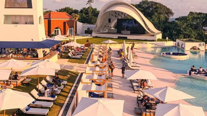 Beach club terbaru Bali