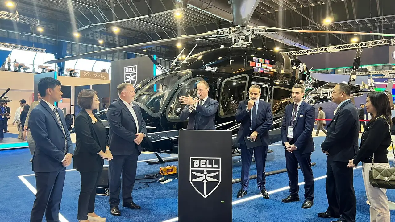 Helikopter Bell dalam ajang Singapore Airshow 2024
