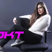 Meskipun sedang dekat dengan Brandon Salim, ternyata Valerie Thomas belum mau pacaran dulu. Seperti apa sih masa-masa PDKT mereka? 