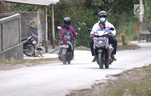Jangan Samakan Masker untuk Abu Anak Krakatau dan COVID-19