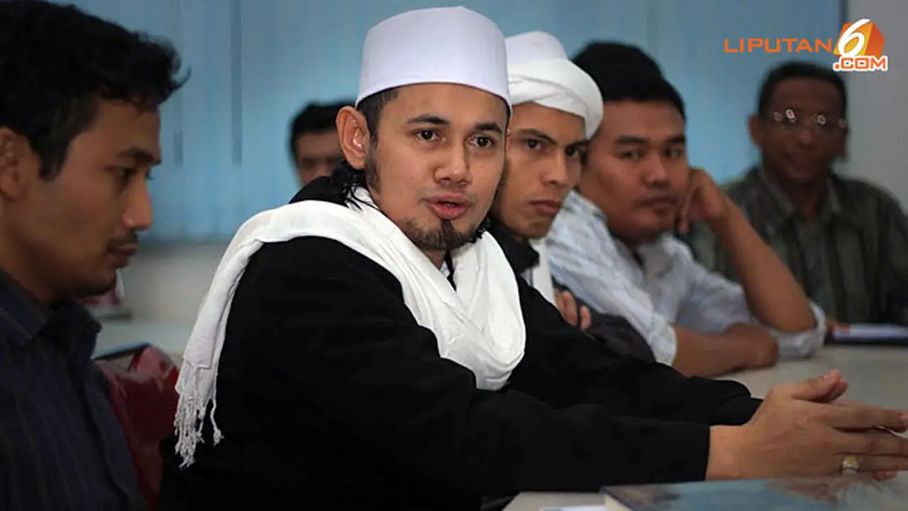 ustad-guntur-bumi-131215b.jpg