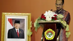 Ketua KPK, Abraham Samad dinilai sangat bisa maju sebagai cawapres, Kamis, (15/5/14) (Liputan6.com/Johan Tallo)