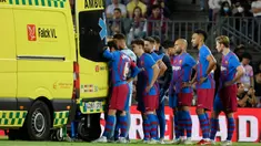 Kemenangan 3-1 yang diraih Barcelona atas Celta Vigo pada pekan ke-36 Liga Spanyol harus dibayar mahal dengan insiden cedera serius yang dialami bek Barca, Ronald Araujo. (AFP/Lluis Gene)
