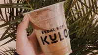 Es kopi susu dari Kedai Kopi Kulo. (dok. Instagram @goodbyediet.id/https://www.instagram.com/p/BlP_1oulfR9/?utm_source=ig_web_copy_link/Asnida Riani)