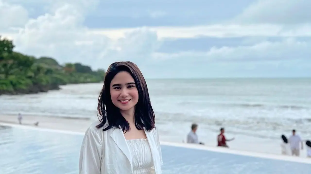 Tissa Biani unggah foto jadul bareng Nana Mirdad