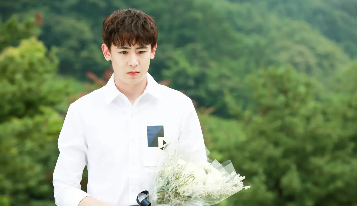 Oleh karena itu dalam beberapa waktu kedepan, Nichkhun 2PM akan menghabiskan waktu di kampung halamannya, Thailand. (foto: soompi.com)