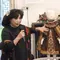 Anne Avantie Persembahkan Jubah Kanak-Kanak Yesus dari Batik Indonesia ke Praha