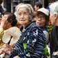 Penduduk Jepang sebagian besar merupakan penduduk lanjut usia. Sayangnya tenaga kerja untuk merawat mereka sangat kurang.