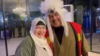 Inilah gaya kece Pak Muh saat mengenakan kostum Jiraiya. Tak ketinggalan sang istri memerankan karakter ninja Tsunade dalam kartun Naruto itu. (Liputan6.com/IG/@dillajaidi).