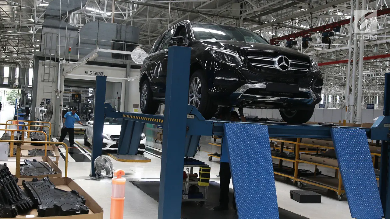Mengintip Pabrik Mercedes Benz di Wanaherang Bogor