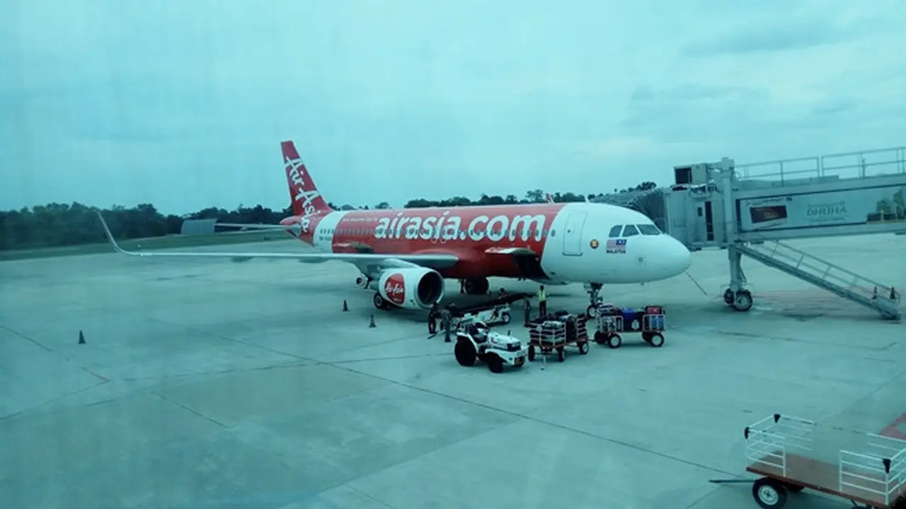 Aktivitas maskapai di Bandara Sultan Syarif Kasim II Kota Pekanbaru.