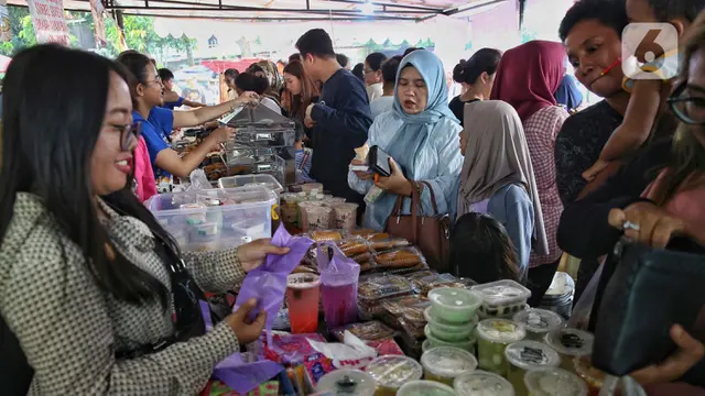 Pasar Takjil Benhil Selalu Ramai Saat Ramadan