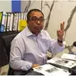 CEO Big Blue Taxi Shamsubahrin Ismail menggelar konferensi pers dan meminta maaf karena menyebut Indonesia negara miskin (Foto: The Star)