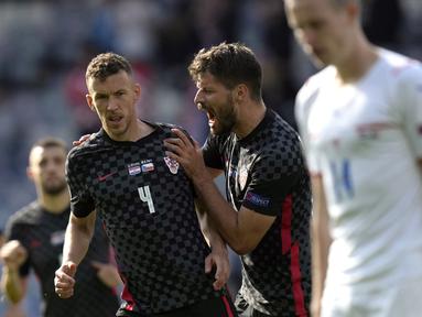 Republik Ceska gagal koleksi poin penuh ketika Ivan Perisic melesatkan gol penyeimbang untuk Kroasia pada laga Grup D Euro 2020 yang berlangsung di Stadion Hampden Park, Glasgow, Skotlandia. (Foto: AP/Pool/Petr David Josek)
