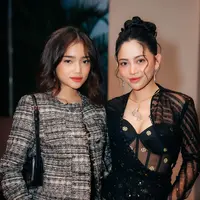 Lihat di sini tampilan kompak duo bestie Fuji An dan Erika Carlina dukung film terbaru Rachel Vennya. [@rachelvennya].