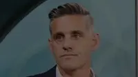 Timnas Indonesia wajib menang atas Singapura demi tiket semifinal Piala AFF 2026. Pengamat sepak bola Gusnul Yakin menilai John Herdman perlu mengandalkan tiga poros taktik, yakni mengembalikan Rizky Ridho ke posisi bek tengah, memperkuat lini tengah, dan mengoptimalkan peran Mitchell Baker di lini depan.
