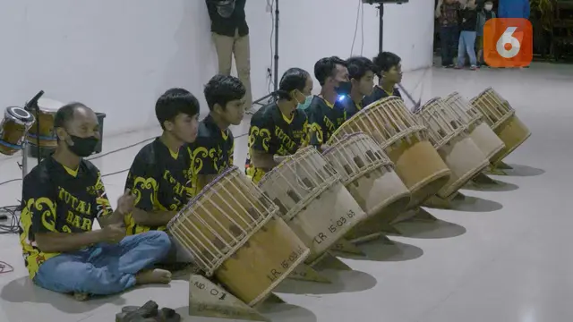Pemain Musik Tradisional Dayak