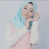 Intan Aprilia, finalis Puteri Muslimah Indonesia 2017 yang dinobatkan sebagai Puteri Muslimah Berbakat 2017 (Instagram @intanaprilia)