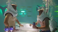 Keren! Bar di Dalam Kolam Renang