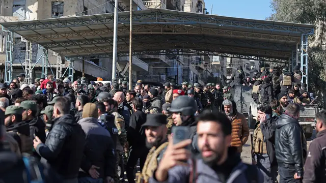 Suriah Memanas, Gelombang Evakuasi Warga dari Kota Aleppo Berlanjut