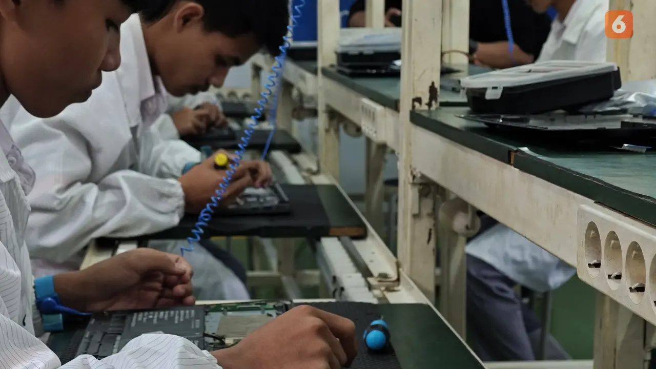Axioo Class Program di SMK Pertiwi, Kuningan, Jawa Barat. Liputan6.com/Iskandar