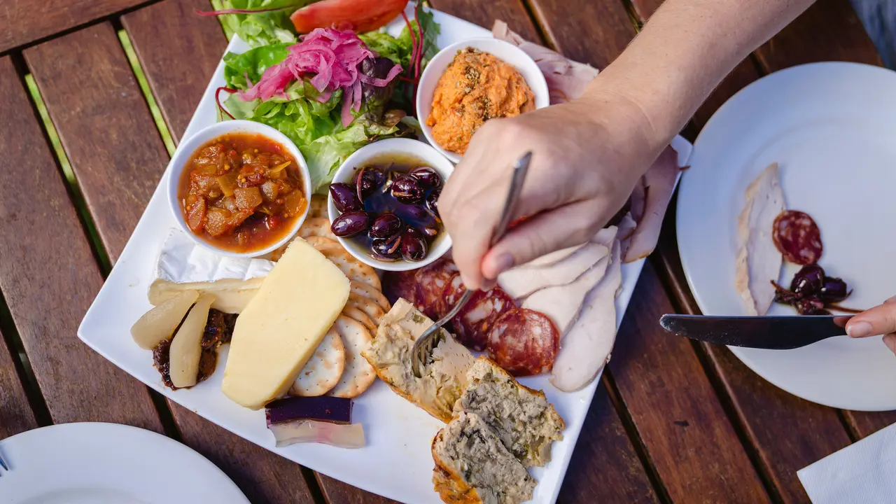 Menjelajahi Australia Barat Lewat Berbagai Destinasi Kuliner yang Menarik
