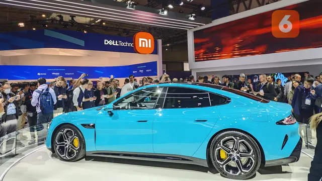 Xiaomi pamer mobil listrik Xiaomi SU7 di MWC 2024. Liputan6.com/Iskandar