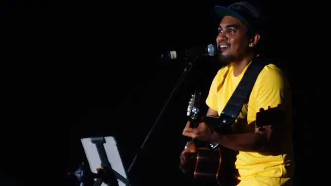 [Bintang] Glenn Fredly