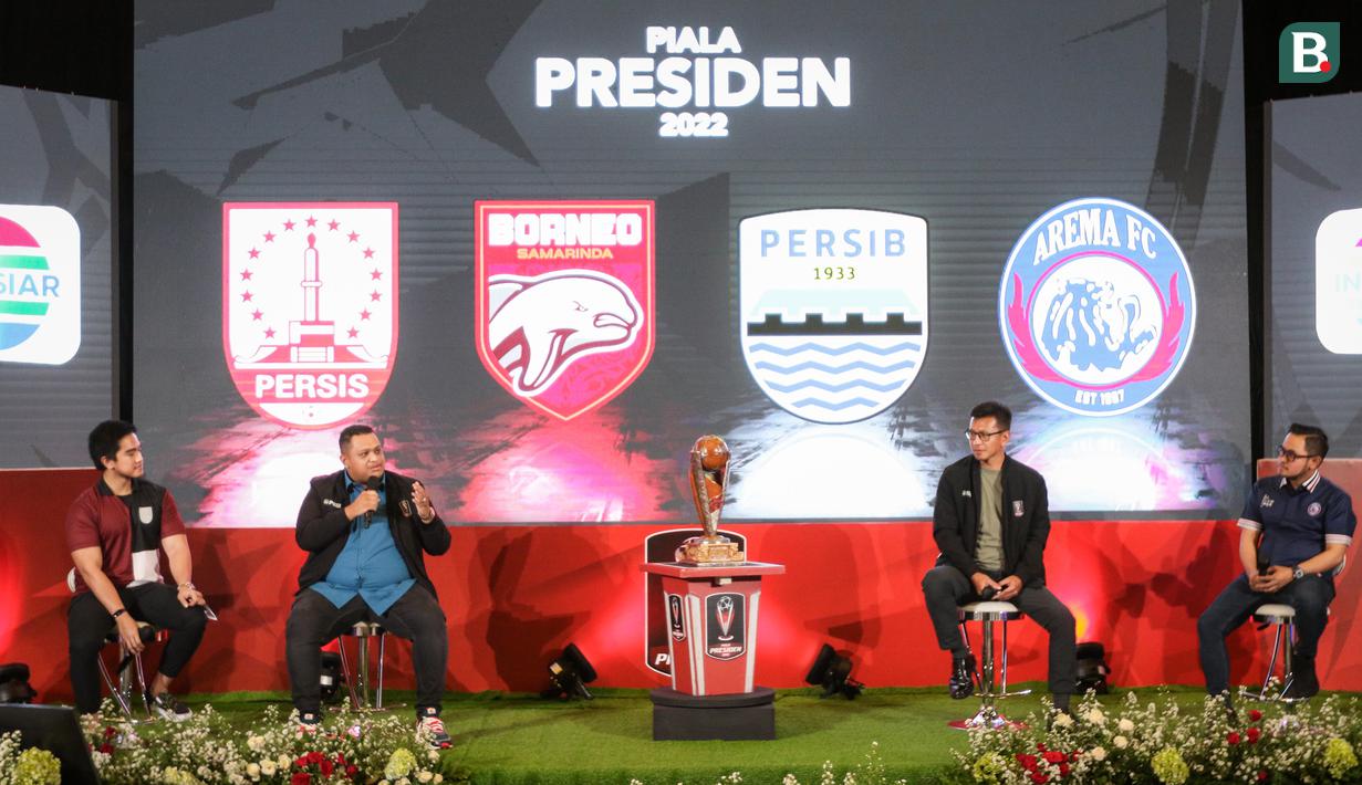 <p>Dari kiri: Dirut Persis Solo, Kaesang Pangarep, Presiden Borneo FC, Nabil Husein, Direktur Persib Bandung Teddy Tjahjono dan Presiden Arema FC,&nbsp;Gilang Widya Pramana saat konferensi pers Piala Presiden 2022 di Studio Lantai 8 SCTV Tower, Senayan City, Jakarta pada Senin (06/06/2022). (Bola.com/Bagaskara Lazuardi)</p>