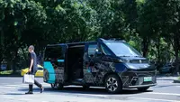 Geely dan WeRide Siapkan 2.000 Robotaxi Otonom, Produksi Massal Tahun Ini