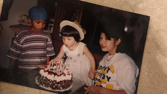 6 Foto Lawas Nikita Willy saat Masa Kecil, Parasnya Mirip Baby Izz?