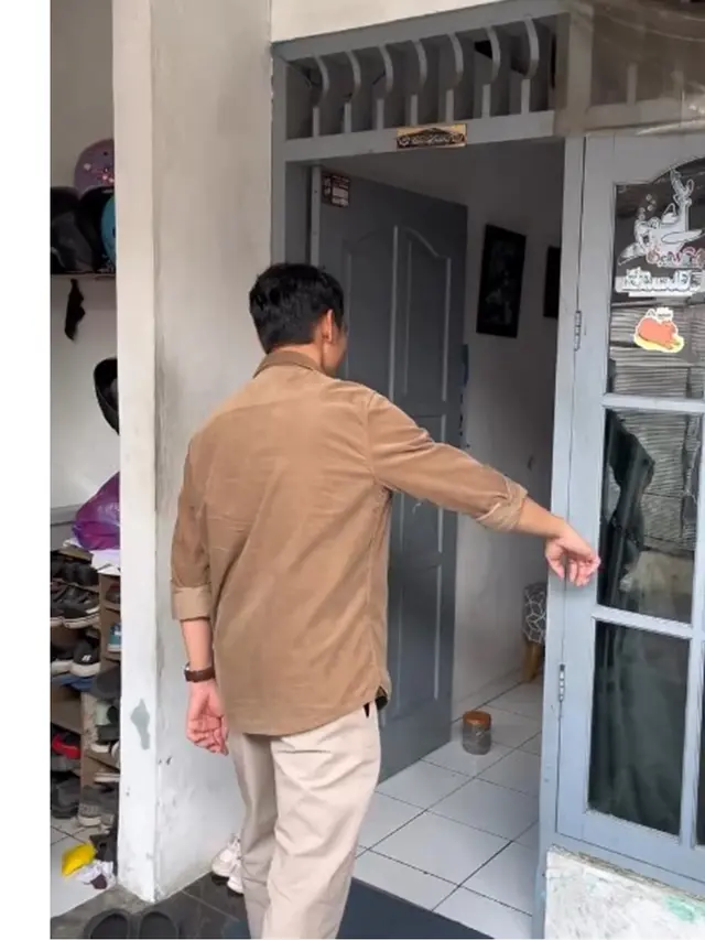 7 Potret Kos-kosan Bene Dion 'Agak Laen' saat Kuliah di Jogja, Rp1,8 Juta Setahun