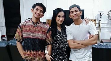 Momen Manis Rizki Ridho D'Academy dan Iis Dahlia (sumber: instagram.com/da2_rizki123)