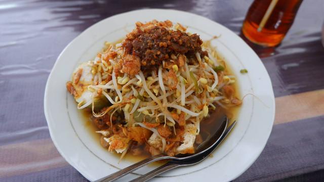 lontong balap