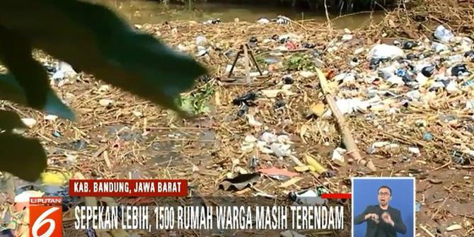 Direndam Banjir Lebih dari Seminggu, Kabupaten Bandung Penuh Sampah