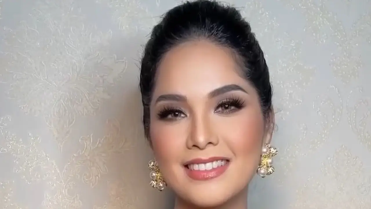 Gaya Glamor Annisa Pohan saat Hadir di Ulang Tahun Ala Alatas