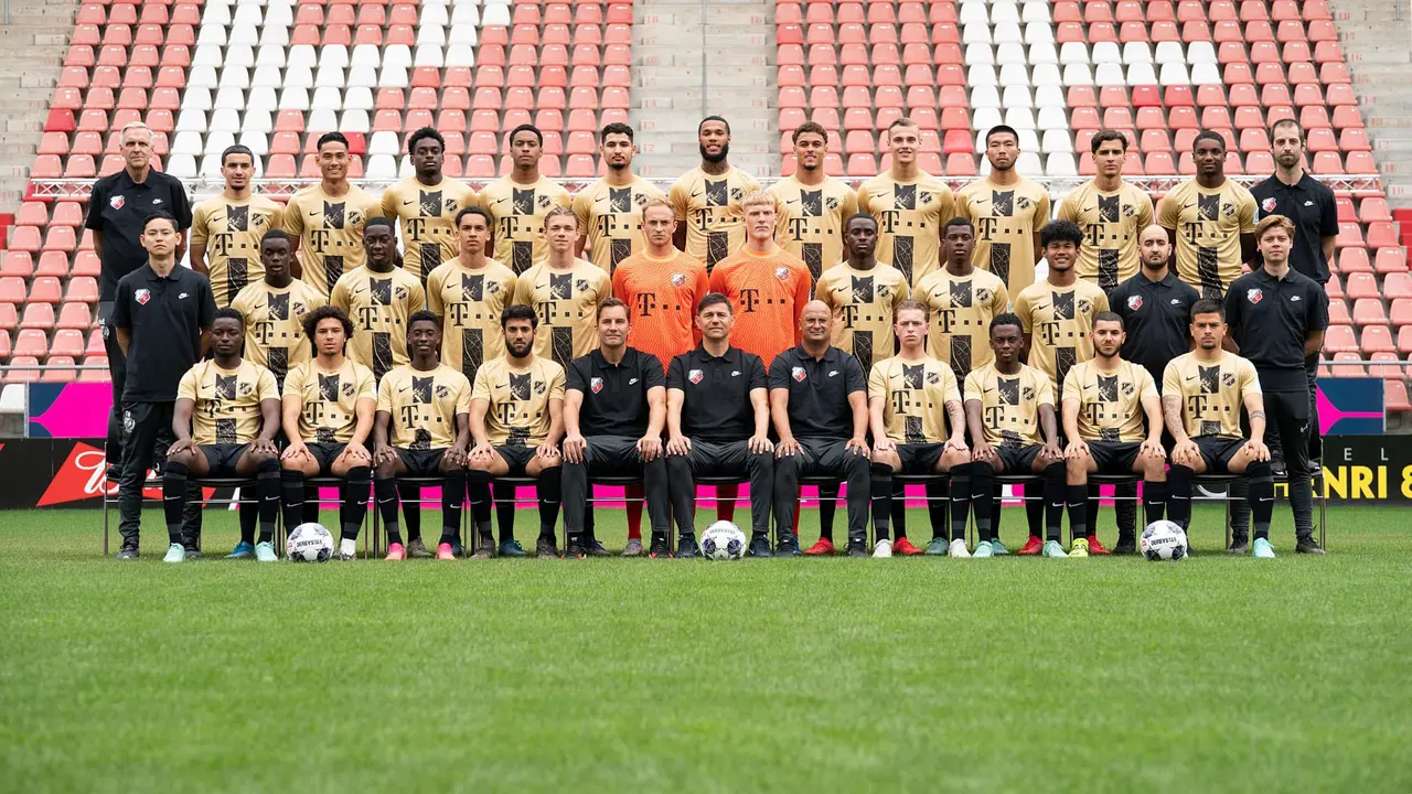 Bagus Kahfi bersama Jong Utrecht.