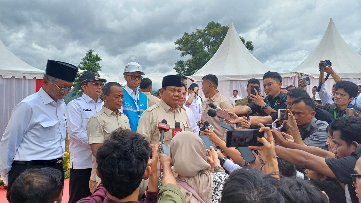 Prabowo Resmikan 37 Proyek Listrik di 18 Provinsi: Proyek Energi Terbesar di Dunia